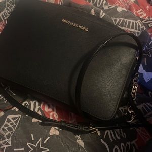 mk purse
